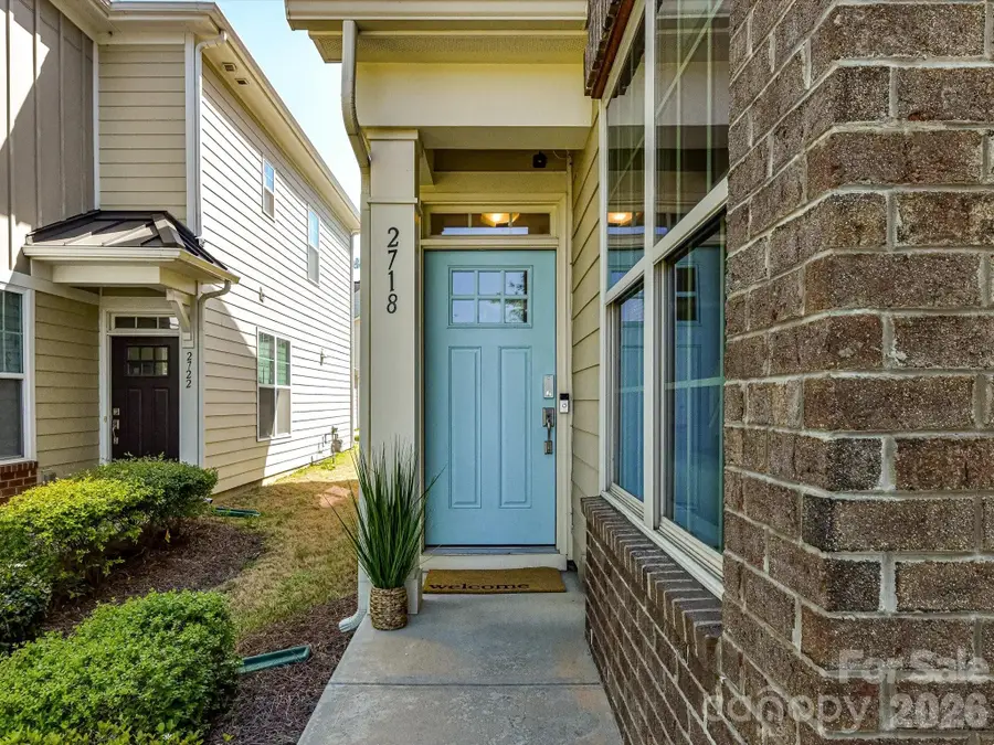 2718 Tranquil Oak Place, Charlotte, NC 28206 - #2