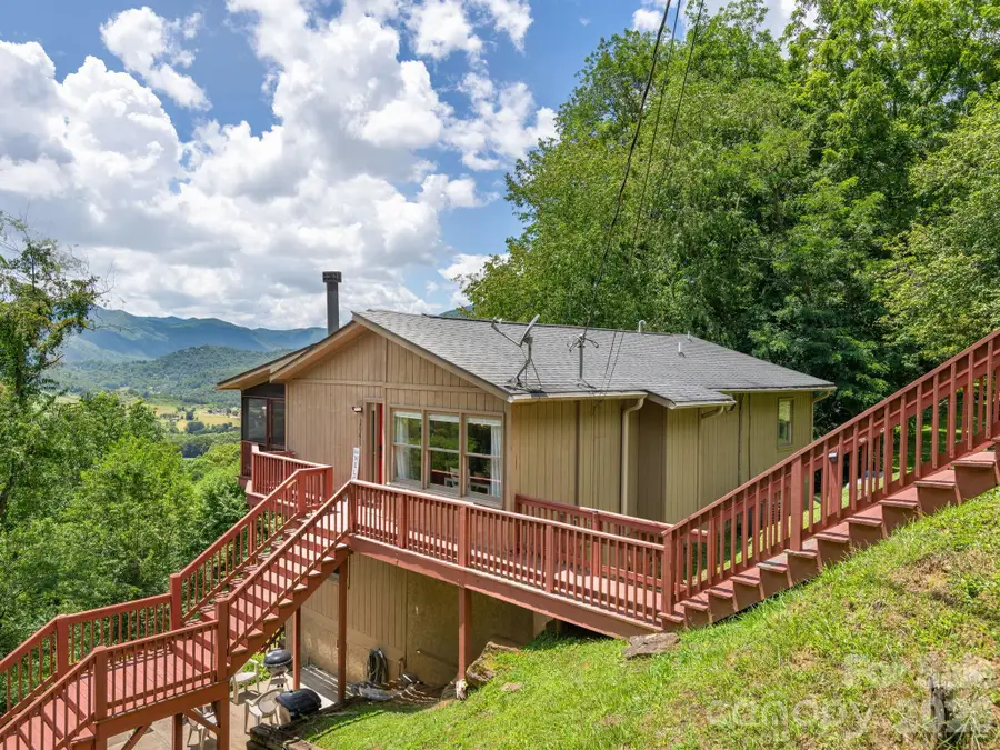 1541 Utah Mountain Road, Waynesville, NC 28785 - #2