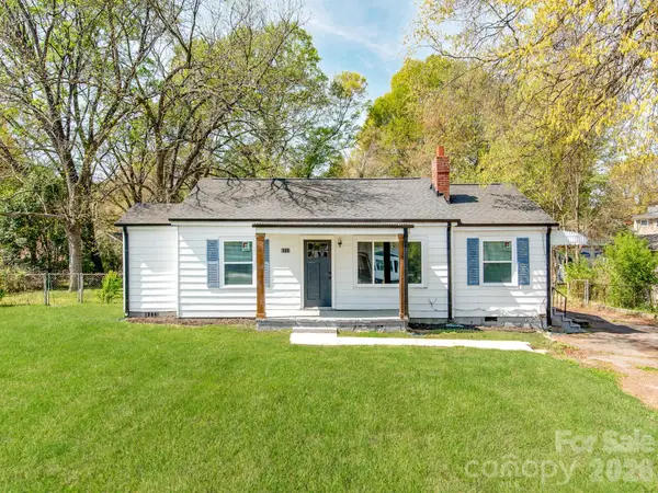 1717 W Davidson Avenue, Gastonia, NC 28052