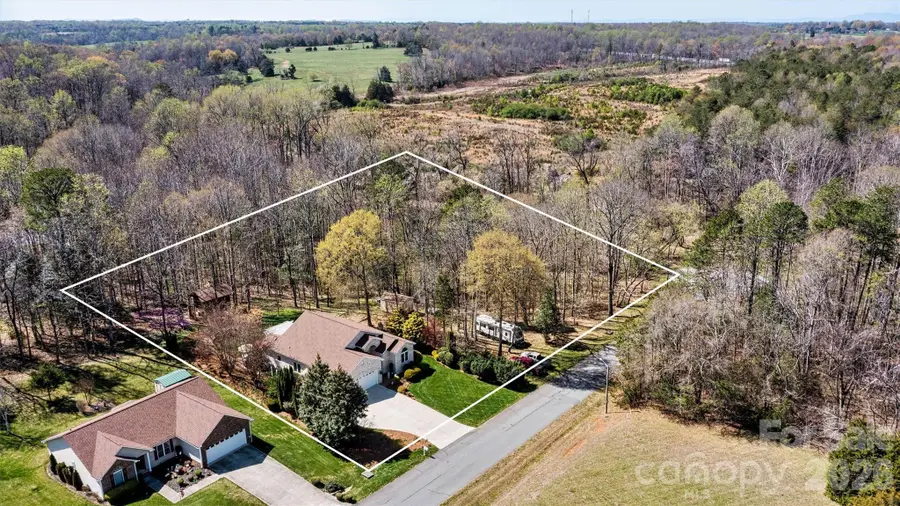 3041 Peachtree Street Extension, Claremont, NC 28610 - #2