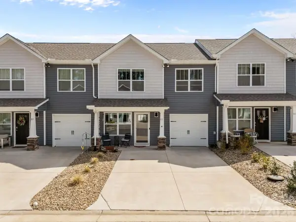 83 Malcolm Court, Candler, NC 28715