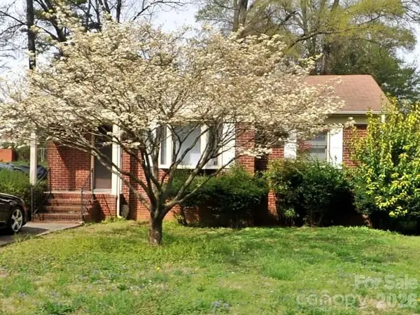 1632 Madison Avenue, Charlotte, NC 28216