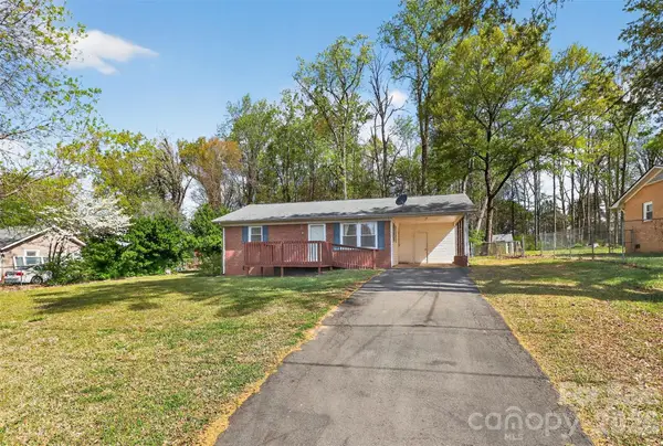 107 Gaddis Drive, Mount Holly, NC 28120