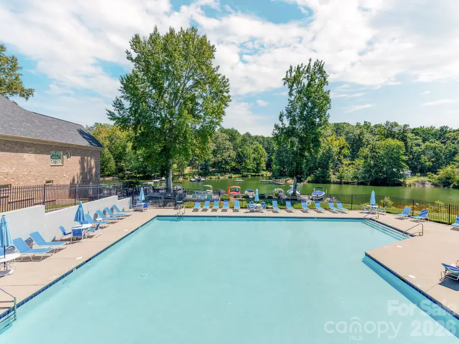 7883 Mariners Pointe Circle, Denver, NC 28037 - #3