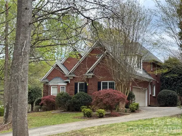 6208 Highview Road, Matthews, NC 28104