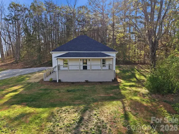 600 Linneys Mountain Road, Taylorsville, NC 28681