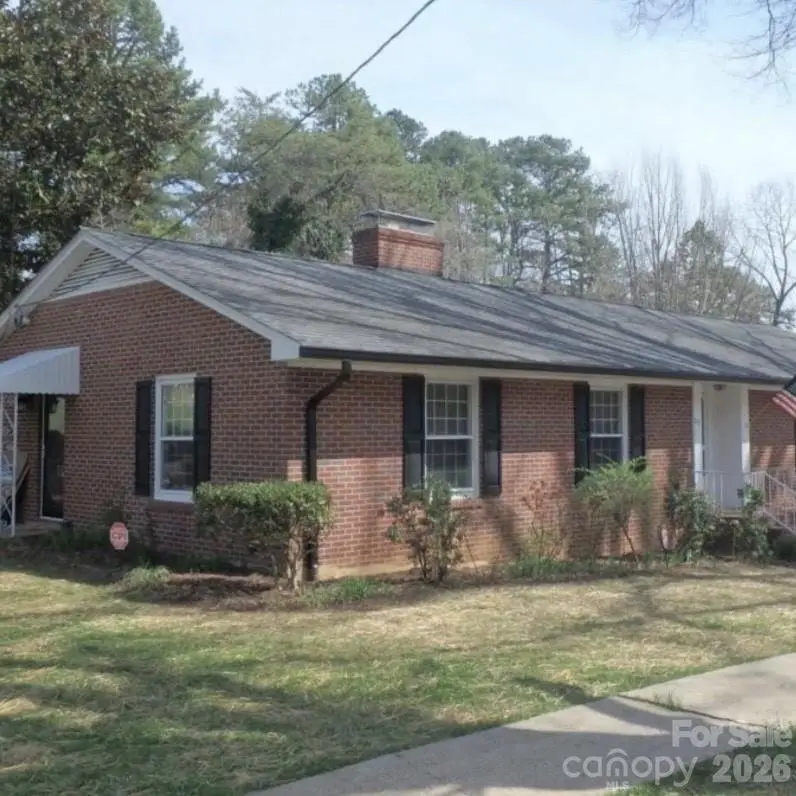 607 12th Avenue Ne, Hickory, NC 28601 - #2