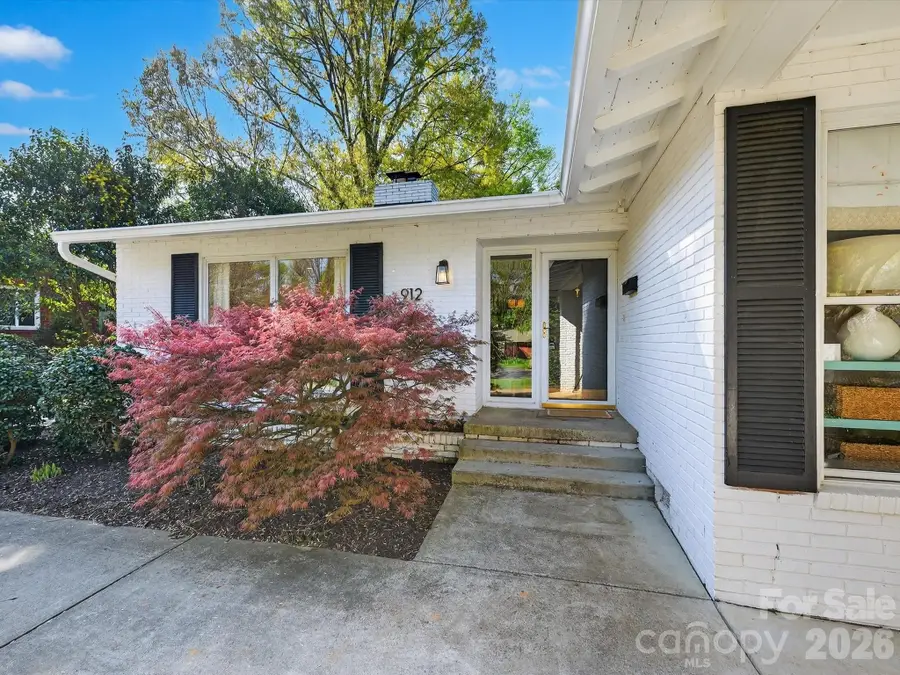 912 Sewickley Drive, Charlotte, NC 28209 - #3