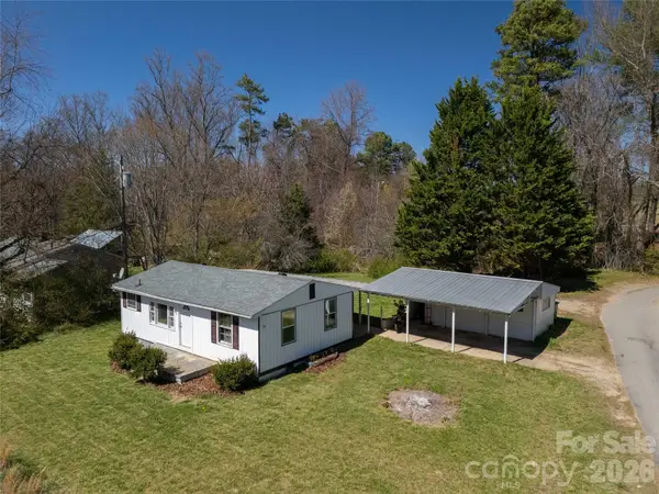 14 Winter Woods Drive, Asheville, NC 28806