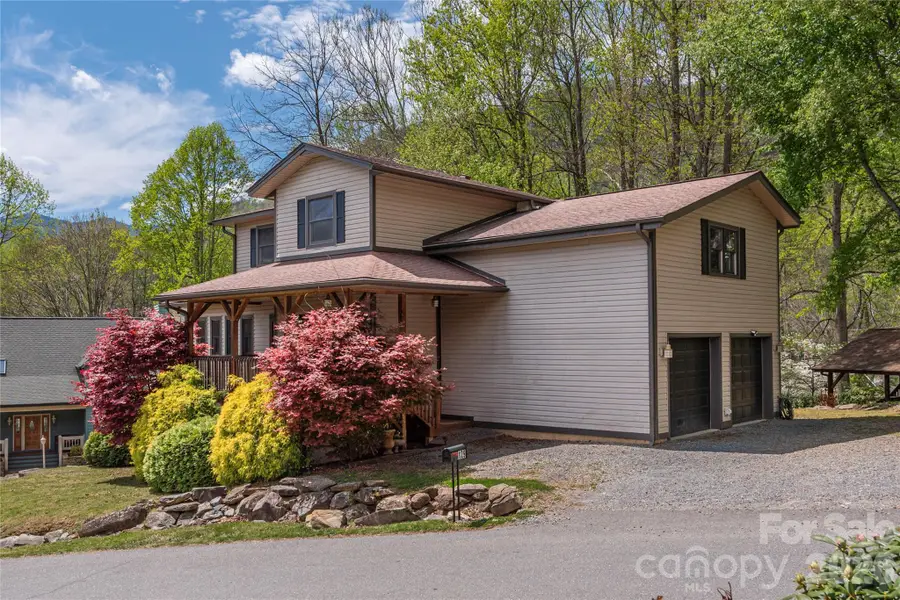 129 Valley Creek Drive, Maggie Valley, NC 28751 - #2