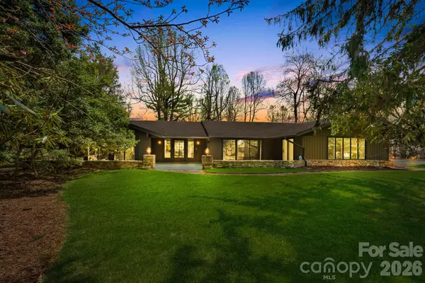 254 Orchard Circle, Laurel Park, NC 28739