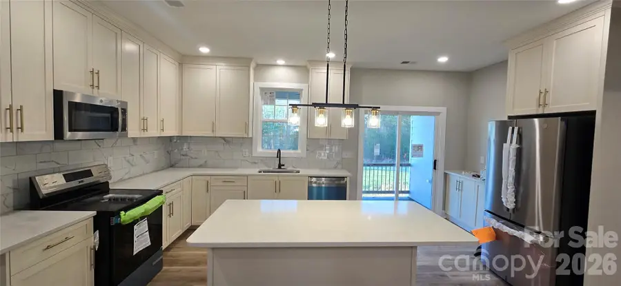 416 Whitmore Street Se, Lenoir, NC 28645 - #3