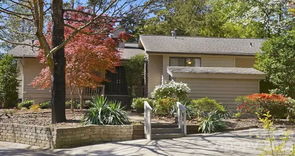 19 King Haigler Chase Street, Lake Wylie, SC 29710