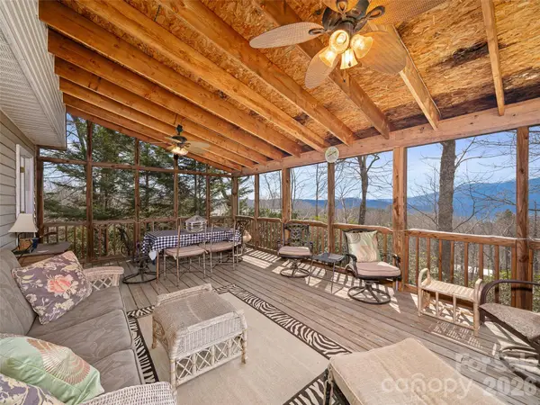 120 Wintergreen Patch Lane, Burnsville, NC 28714