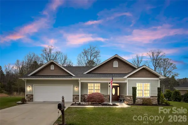 1123 King George Court, Lenoir, NC 28645