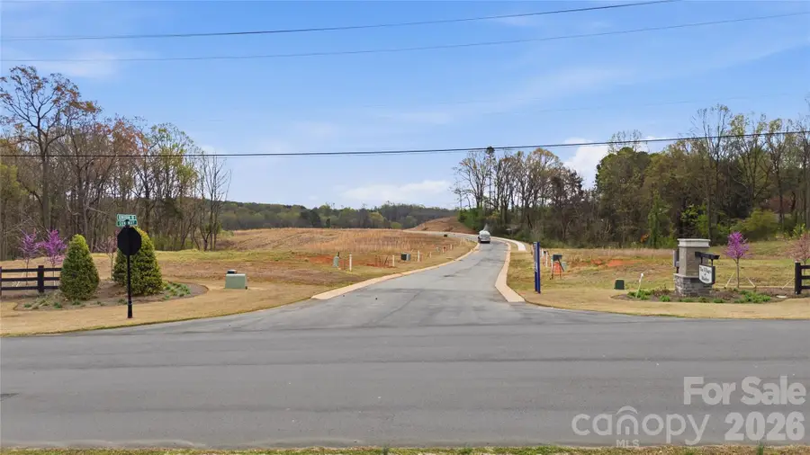 1821 Gkn Way, Newton, NC 28658 - #3