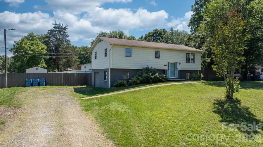 5208 W Piedmont Circle, Conover, NC 28613 - #3