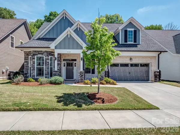 14124 Shelburne Village Drive, Charlotte, NC 28278