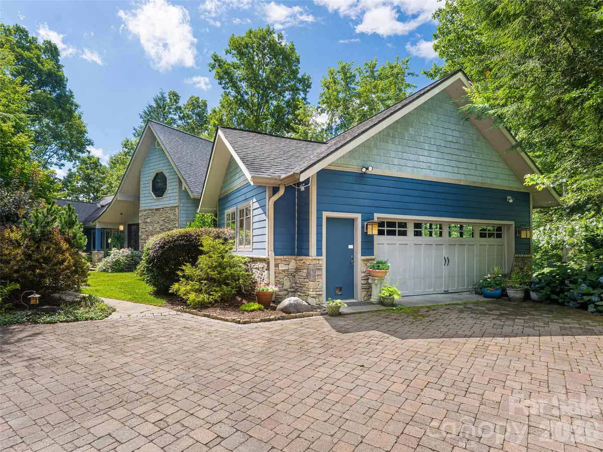 935 Whites Lake Boulevard, Saluda, NC 28773 - #1