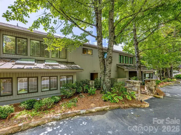 24 E Toxaway Shores Road #20, Lake Toxaway, NC 28747