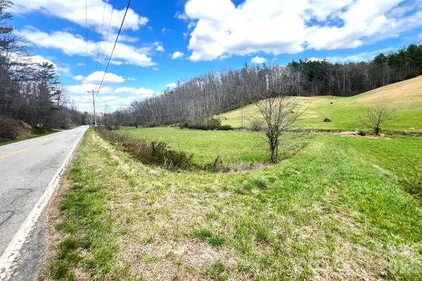 99999 Martin Branch Road, Leicester, NC 28748