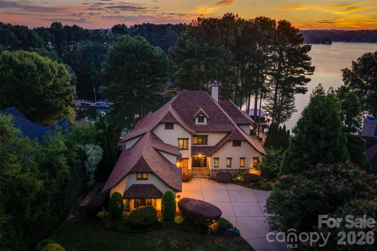 9198 Fair Oak Drive, Sherrills Ford, NC 28673 - #1