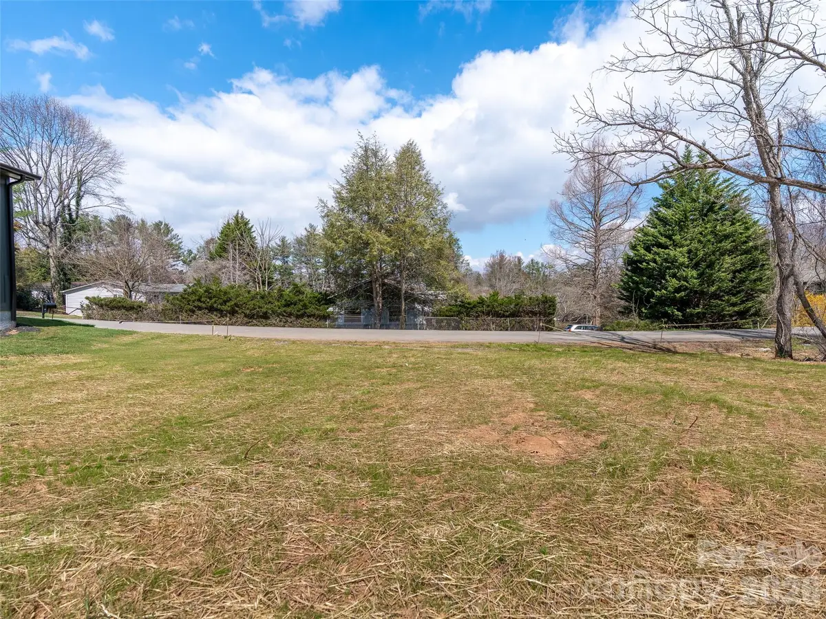 4 Overlook Place #Lot 5, Asheville, NC 28803 - #1