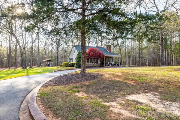 692 Capelsie Road, Candor, NC 27229