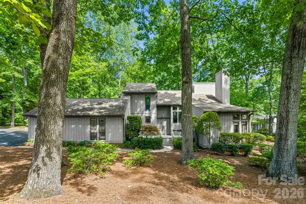 2 Honeysuckle Woods, Clover, SC 29710