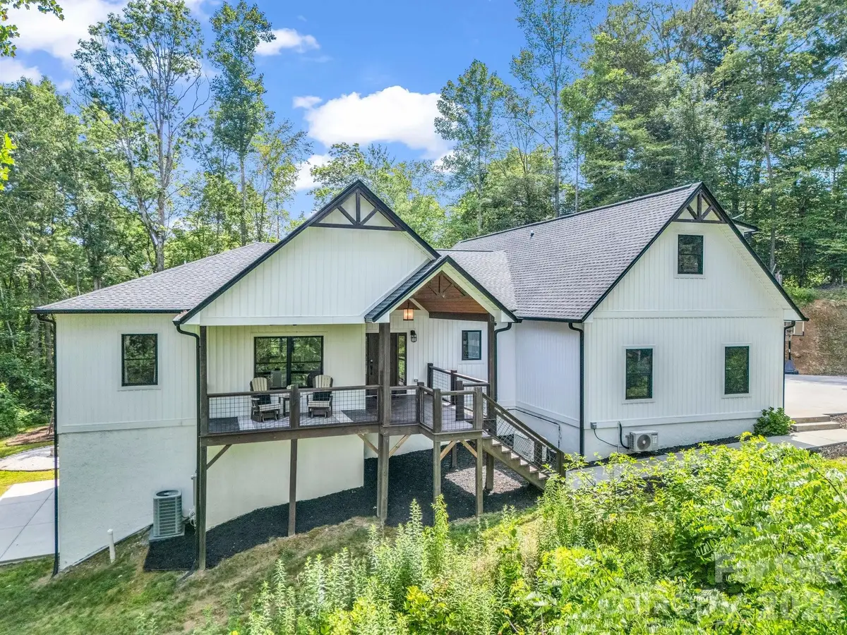 5717 Turnpike Road, Horse Shoe, NC 28742 - #1