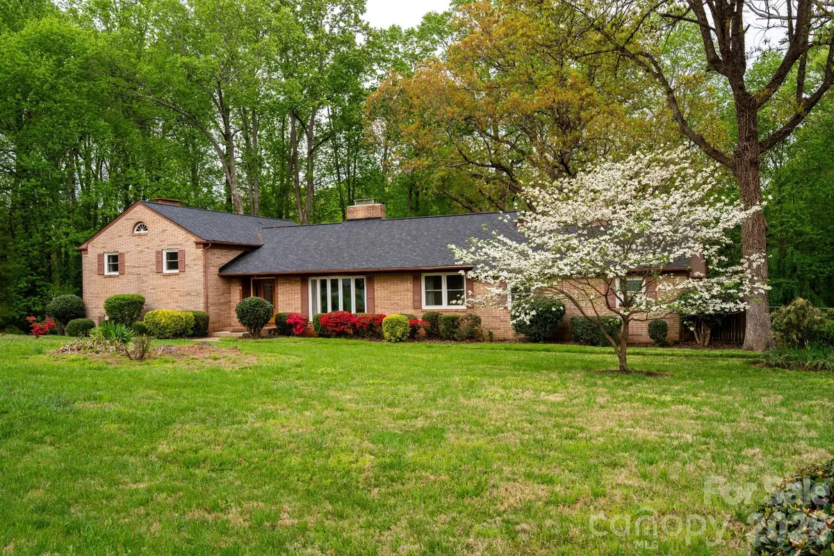 234 Edgewood Drive, Statesville, NC 28625 - #1