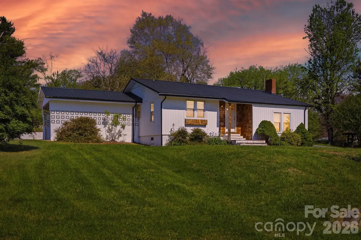 2143 Haven Circle, Lenoir, NC 28645 - #1