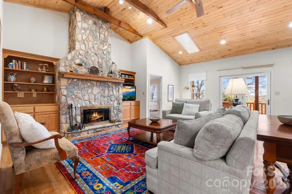 114 Little Sugar Lane #277, Sugar Mountain, NC 28604