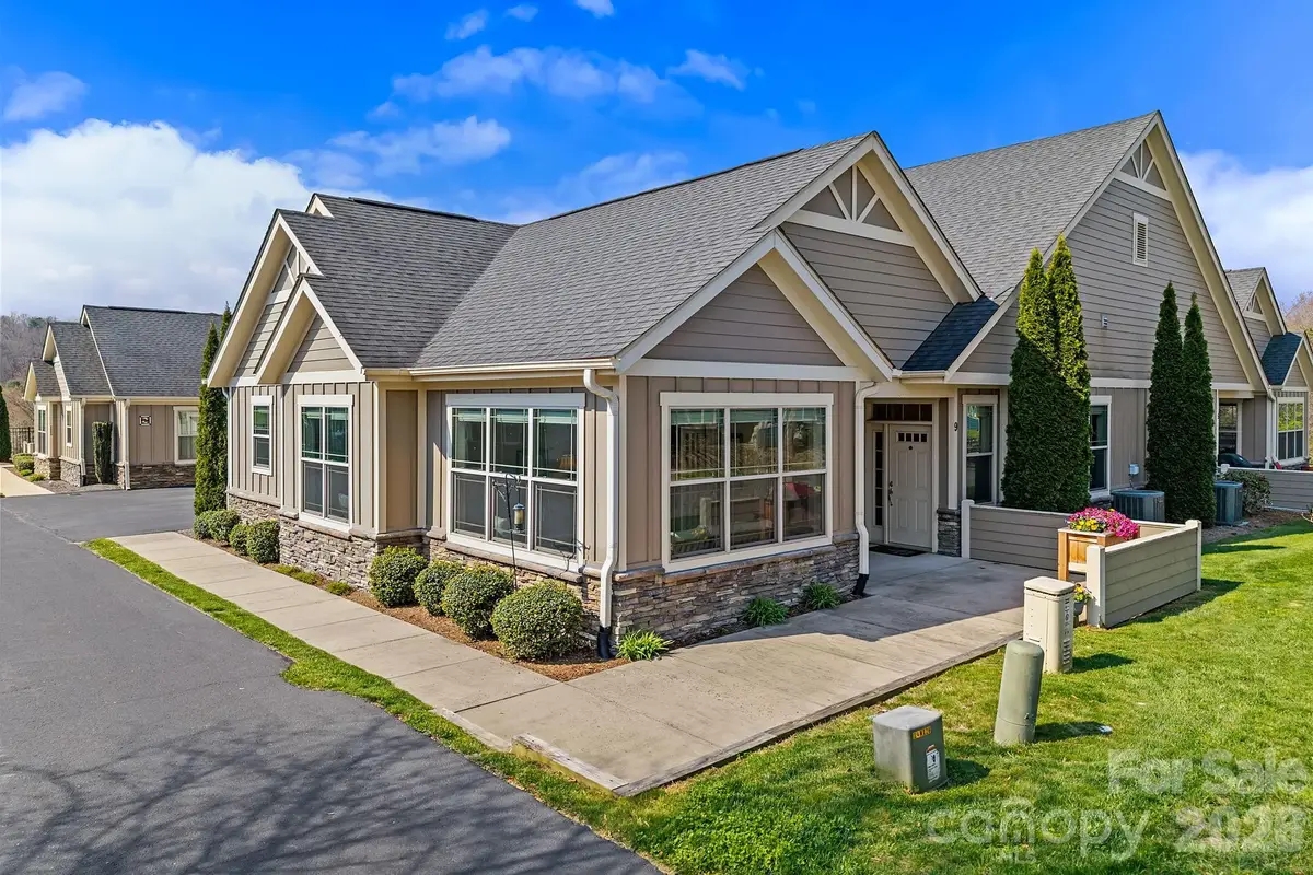 9 Brookstone Place, Candler, NC 28715 - #1