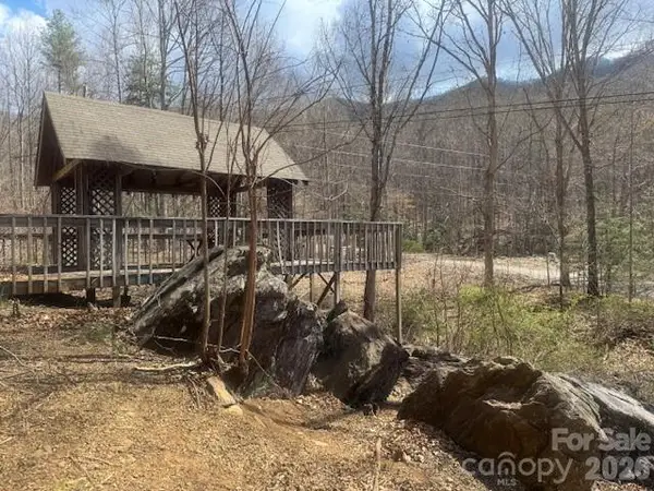 446 Rocky Fork Road, Burnsville, NC 28714