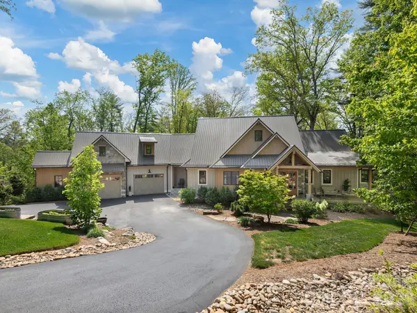 41 Hawberry Court, Asheville, NC 28805