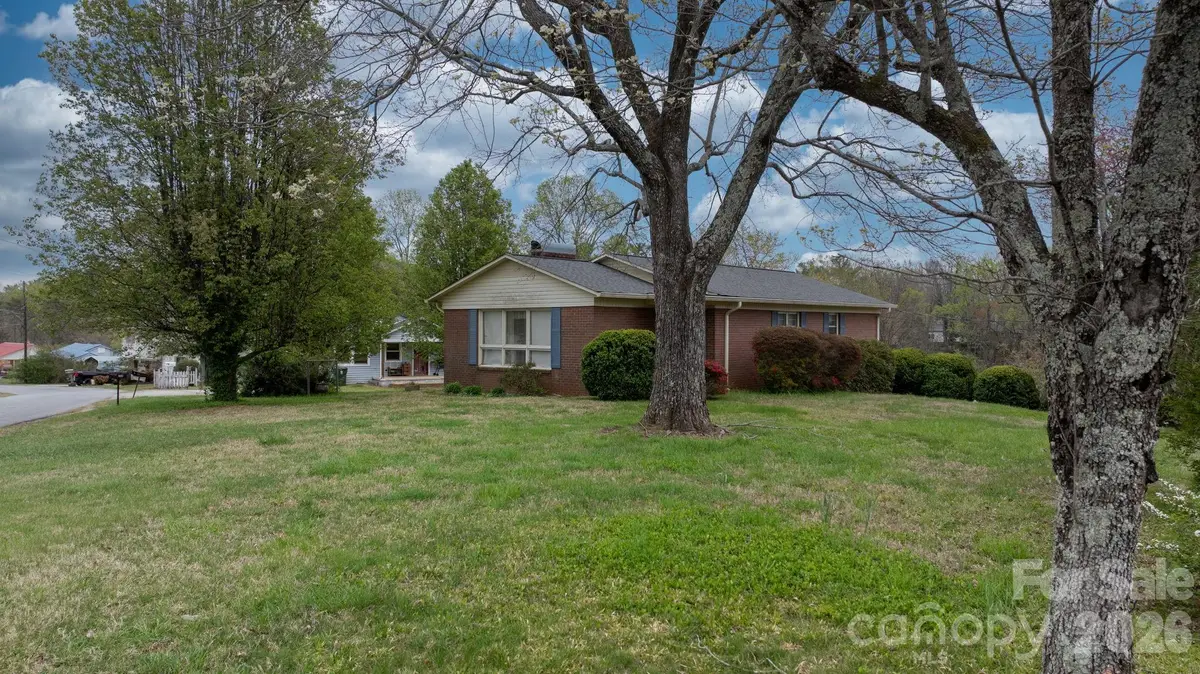 200 Hayes Avenue, Hudson, NC 28638 - #1