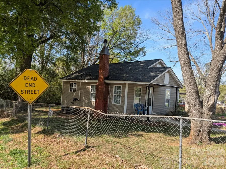 207 Morris Street, Kings Mountain, NC 28086 - #2