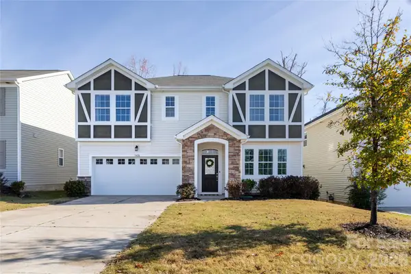 1426 Kings Grove Drive, York, SC 29745