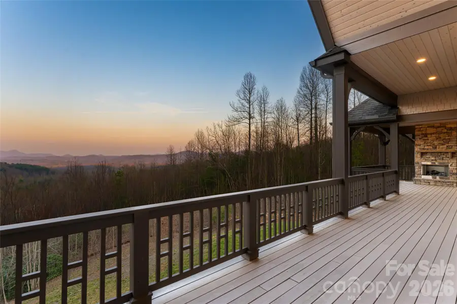 527 Falkirk Way, Zirconia, NC 28790 - #3