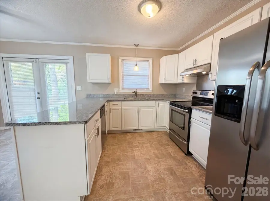 290 Salem Avenue, Dallas, NC 28034 - #2