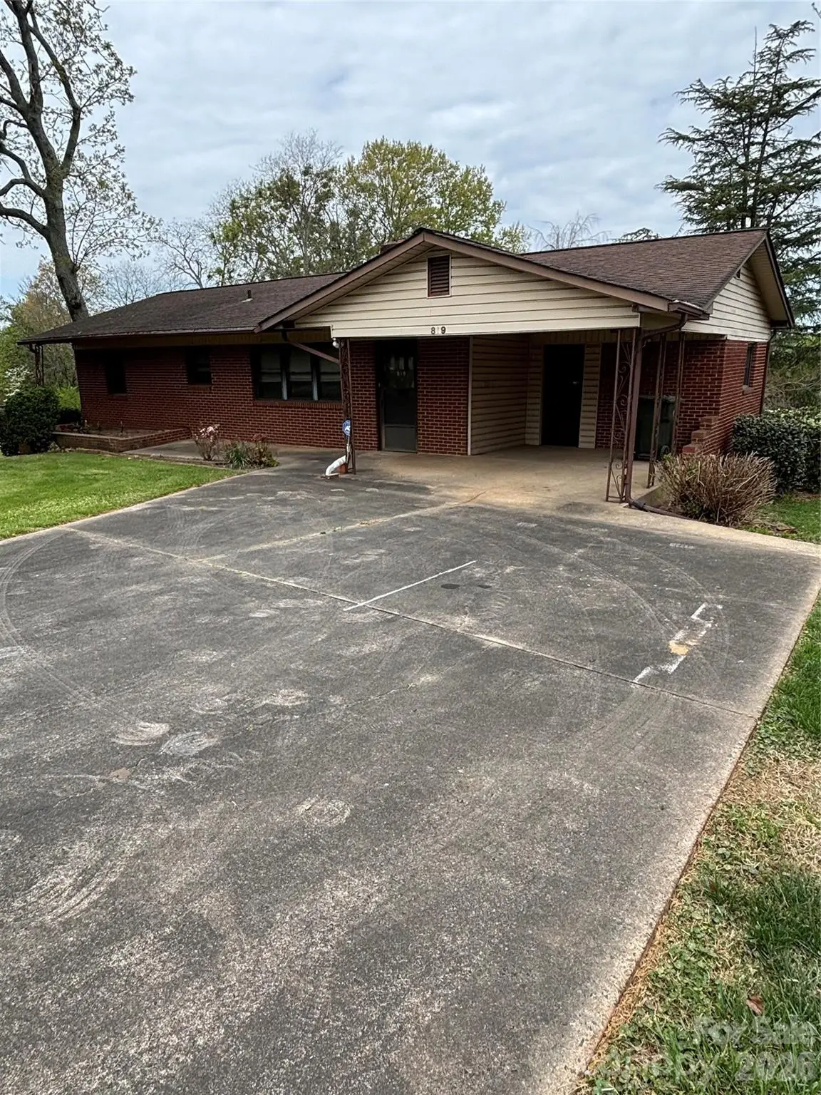 819 N Piedmont Avenue, Kings Mountain, NC 28086 - #1