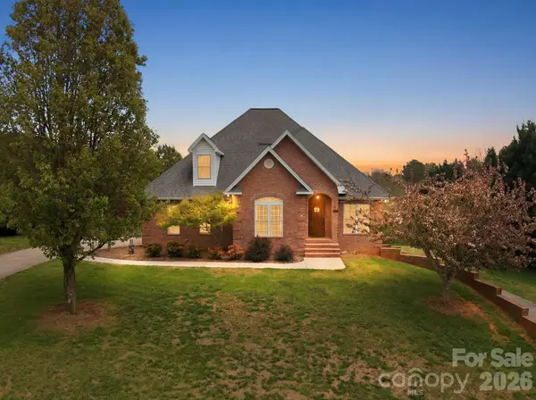 5518 Land Harbour Drive, Granite Falls, NC 28630