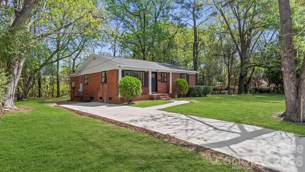 4817 Ridgeley Drive, Charlotte, NC 28208