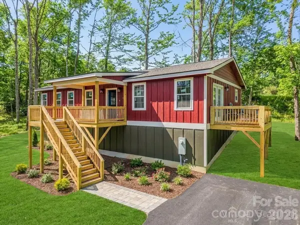 1458 Pickens Highway, Rosman, NC 28772