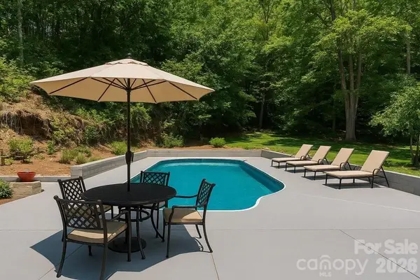 17 Twisted Trail, Black Mountain, NC 28711