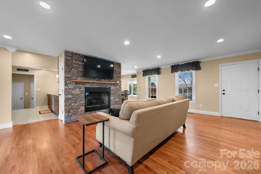 1315 Pear Drive, Conover, NC 28613 - #3