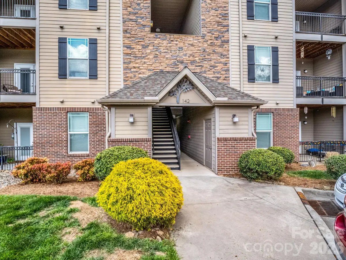 142 Brickton Village Circle #106, Fletcher, NC 28732 - #1