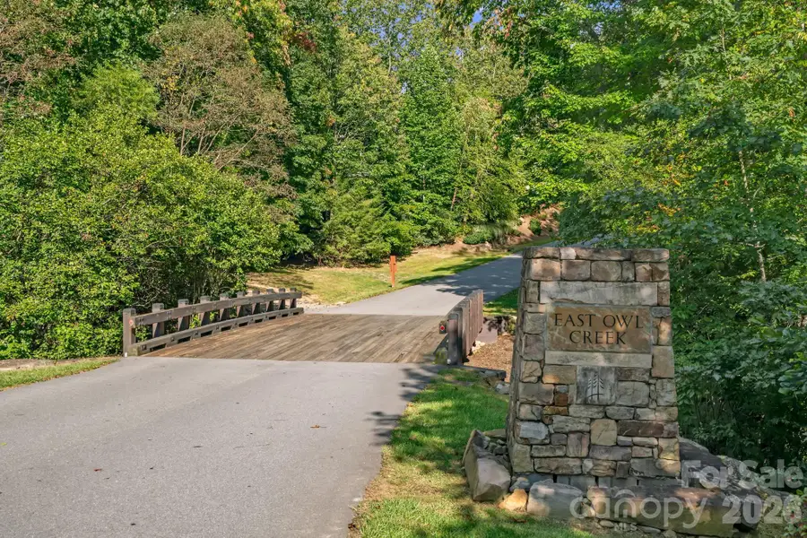 25 E Owl Creek Lane, Fairview, NC 28730 - #2