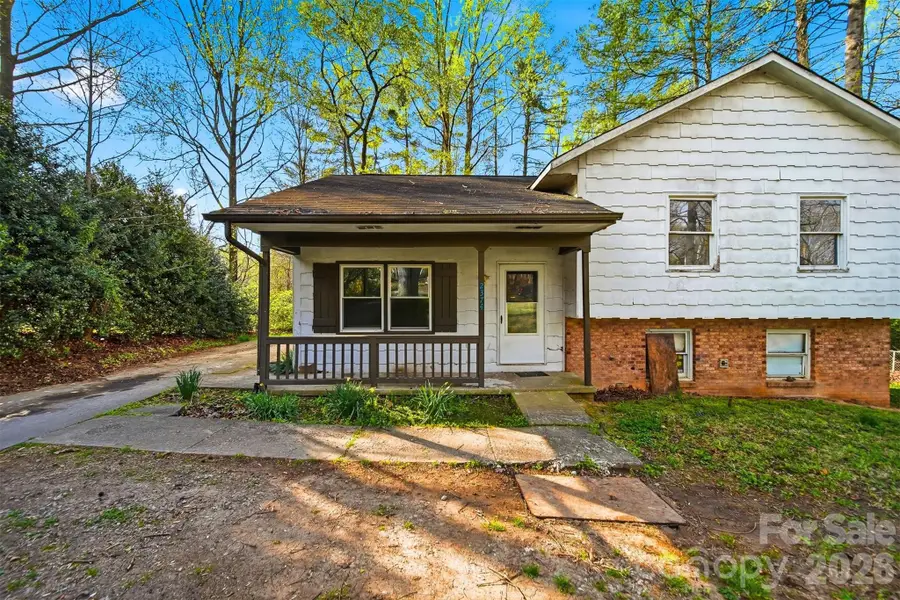 2374 Gingercake Court, Lenoir, NC 28645 - #2